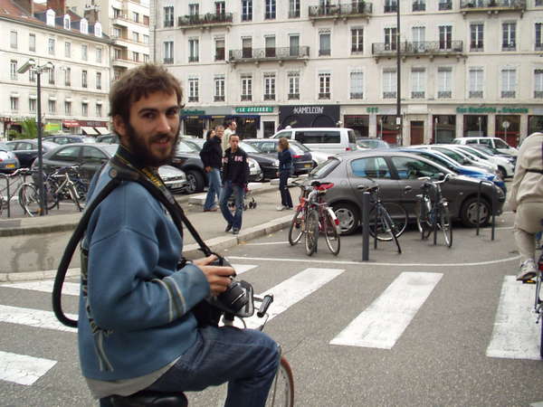 fichier 20071020_1531_001veloparade_place_vacausson-0.jpg