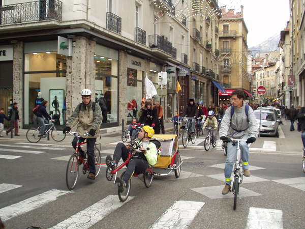 fichier 20071020_1531_006veloparade_place_vacausson_laurent-0.jpg