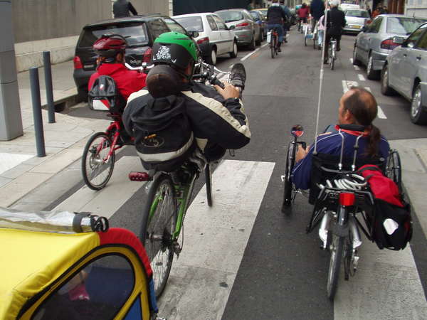 fichier 20071020_1534_001veloparade_rue_de_la_liberte_daniel_alexandre_marcel-0.jpg