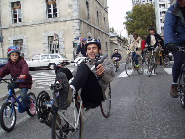 fichier 20071020_1546_002veloparade_rue_cornelie_gemond_jonathan-0.jpg