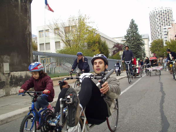 fichier 20071020_1547_004veloparade_rue_cornelie_gemond_jonathan-0.jpg