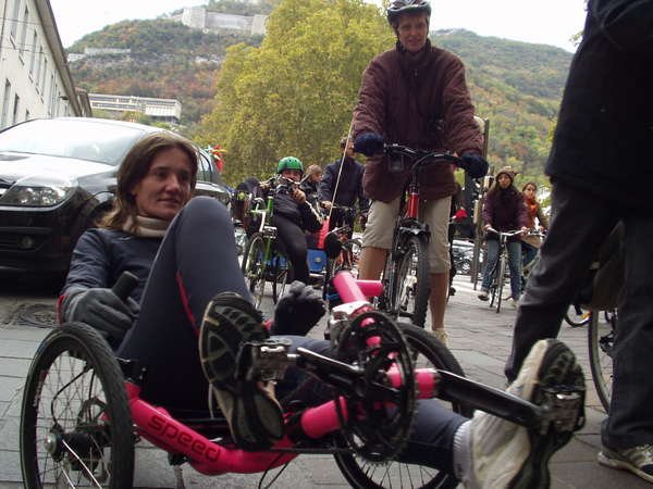 fichier 20071020_1555_001veloparade_place_notre_dame_aude-0.jpg