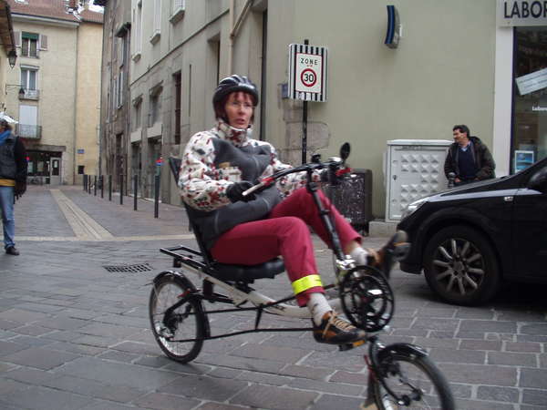 fichier 20071020_1603_001veloparade_place_notre_dame_marylou-0.jpg