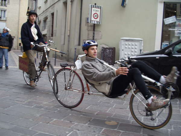 fichier 20071020_1603_004veloparade_place_notre_dame_jonathan-0.jpg