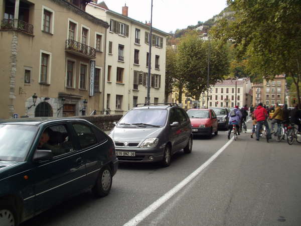 fichier 20071020_1604_002veloparade_place_lavalette-0.jpg