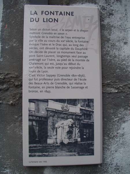 fichier 20071020_1608_veloparade_rassemblement_fontaine_du_lion-0.jpg