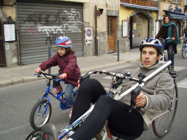 fichier 20071020_1614_002veloparade_quai_perriere_jonathan-0.jpg