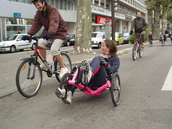 fichier 20071020_1621_veloparade_cours_jean_jaures_aude-0.jpg