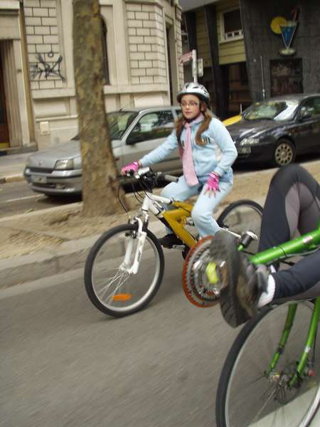 fichier 20071020_1623_002veloparade_cours_jean_jaures_perrine-0.jpg