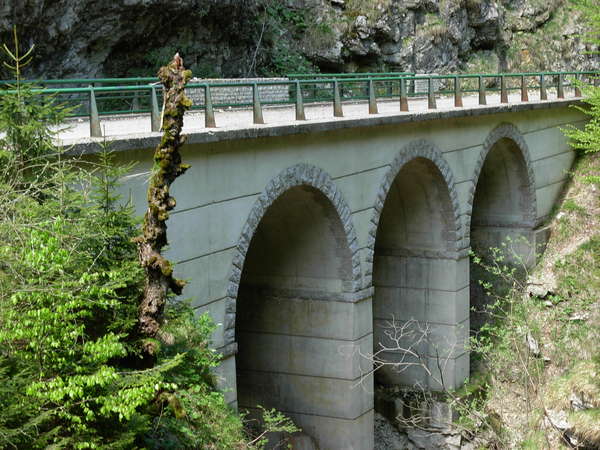 fichier 20050721_0738_020d35_route_vue_depuis_pont_chabert-0.jpg