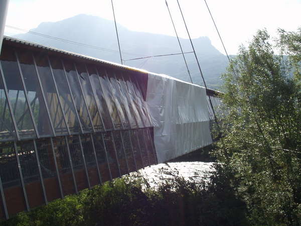 fichier 20080521_1753_passerrelle_rondeau_baches_etape4-0.jpg