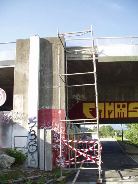 fichier 20080611_0849_001travaux_passerelle_rondeau_debut_echauffaudage-0.jpg