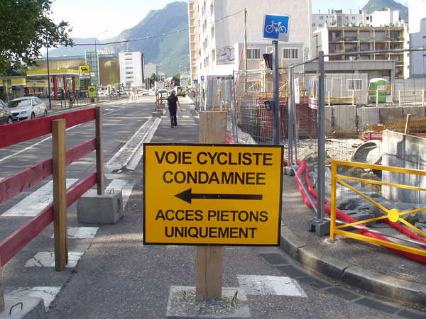 fichier 20080618_1754_001echaufaudage_pont_rondeau-0.jpg