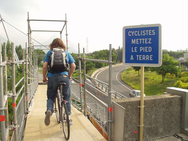 fichier 20080630_0846_001echaffaudage_debut_descente_velo-0.jpg