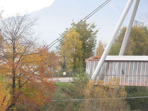 fichier 20091115_1545_001pc_route_entree_passerelle_ouest-0.jpg