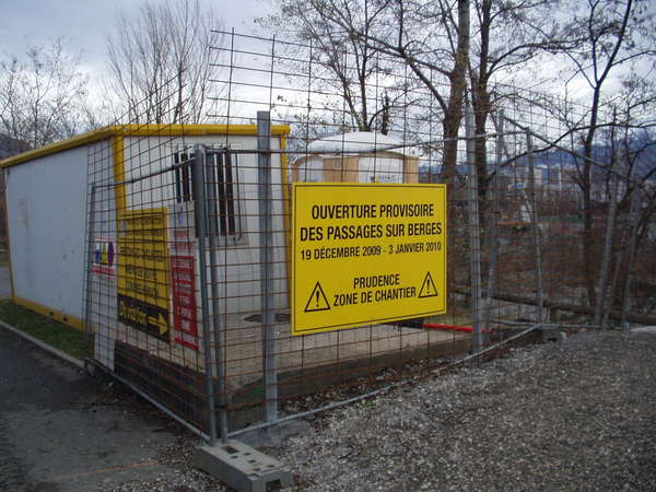 fichier 20091222_0750_002passerelle_rondeau_noel_panneau_ouverture-0.jpg