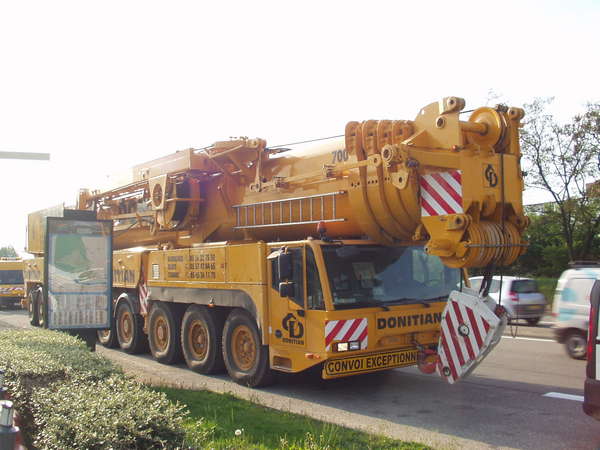 fichier 20100422_0849_001passerelle_rondeau_arrivee_grue_donitian-0.jpg