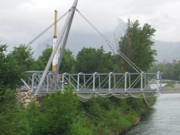 fichier 20100505_0839_002passerelle_rondeau_levage_remplacement_cote_est-0.jpg
