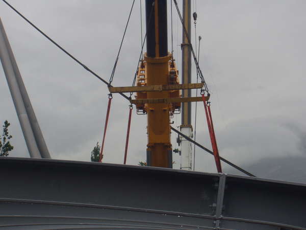 fichier 20100505_0845_002passerelle_rondeau_levage_remplacement_cote_est-0.jpg