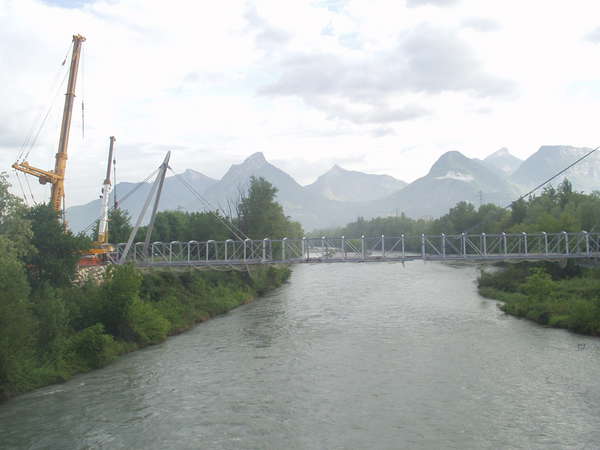 fichier 20100511_0828_001passerelle_rondeau_4morceaux_sans_seconde_attache_gauche-0.jpg