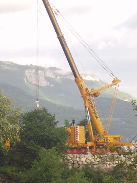 fichier 20100511_0831_003passerelle_rondeau_4morceaux_sans_seconde_attache_gauche-0.jpg