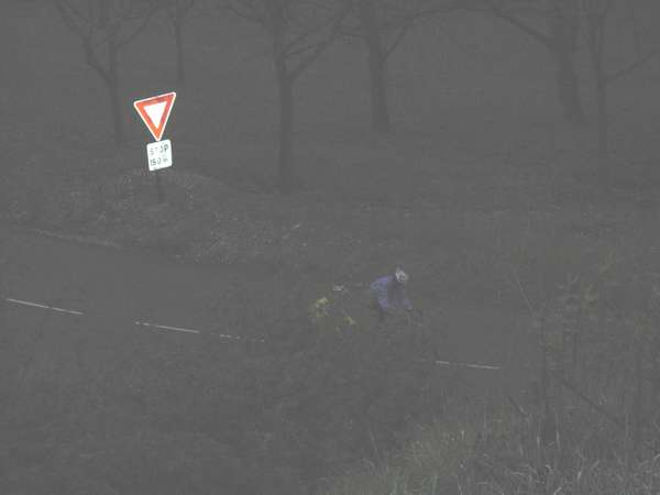 fichier 20080412_0759_001rando_coteaux_tullins_d48a_route_avant_polienas_cyclos_contrebas-0.jpg