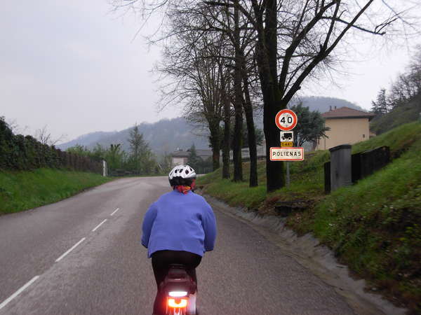 fichier 20080412_0759_002rando_coteaux_tullins_d48a_route_polienas_isabelle-0.jpg