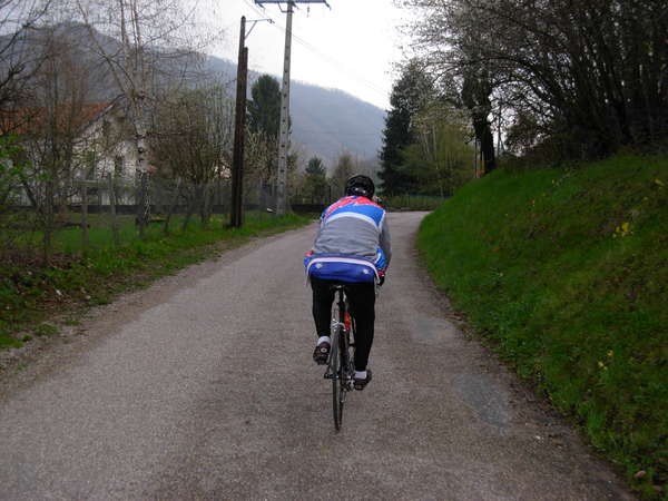 fichier 20080412_0824_rando_coteaux_tullins_cv_route_avant_morette-0.jpg
