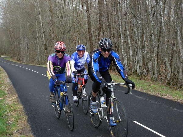fichier 20080412_1139_003rando_coteaux_tullins_d20g_route_vers_chevrieres_cyclos-0.jpg