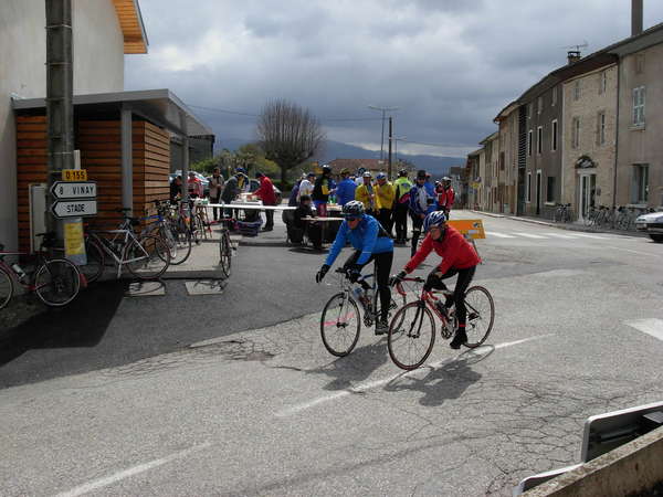 fichier 20080412_1255_001rando_coteaux_tullins_d155_route_varacieux_controle3_115k_1856m_87k-0.jpg