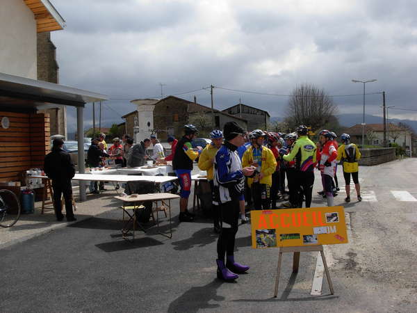 fichier 20080412_1255_002rando_coteaux_tullins_d155_route_varacieux_controle3_115k_1856m_87k-0.jpg