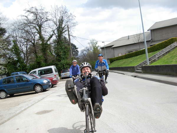 fichier 20080412_1419_003rando_coteaux_tullins_cv_route_arrivee_isabelle_philippe_cuvillier-0.jpg