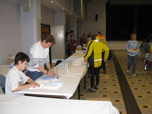 fichier 20080412_1427_rando_coteaux_tullins_arrivee_ravito-0.jpg