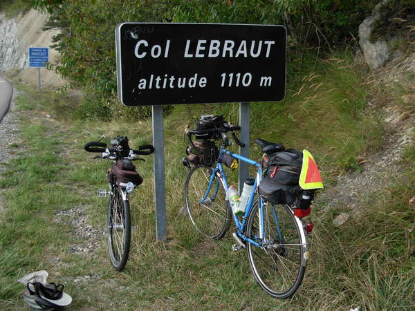 fichier 20080921_0941_001d3_route_col_lebraut_velos_panneau-0.jpg
