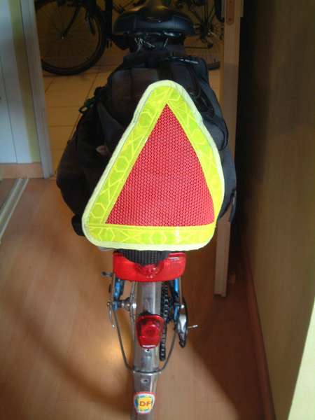 fichier 20081001_1759_004reflective_triangle-0.jpg