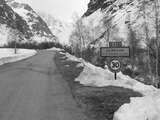 fichier 000327_20090405_1504_002d530_route_la_berarde_panneau-0.jpg