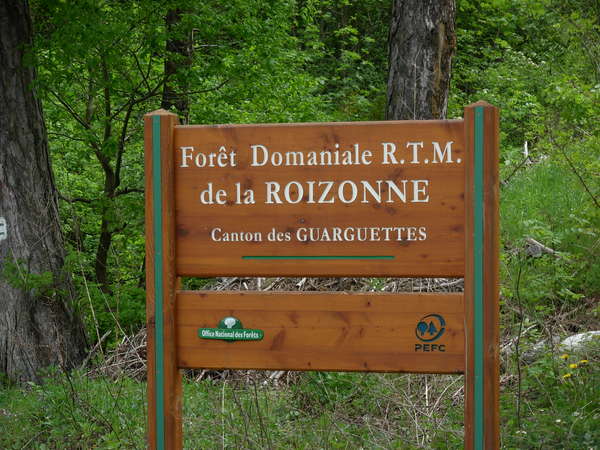 fichier 20090508_1255_001d526_route_foret_domaniale_de_roizonne_panneau-0.jpg