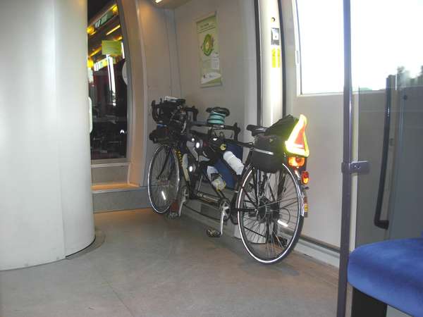 fichier 20090616_1925_diagonale_bs_avant_depart_tandem_ter_bombardier-0.jpg