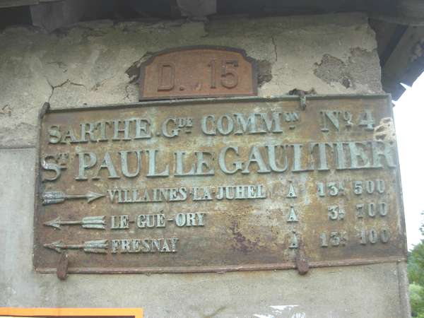 fichier 20090618_0922_003diagonale_bs_d15_route_saint_paul_le_gaultier_97km_elev_736m_vieille_plaque-0.jpg