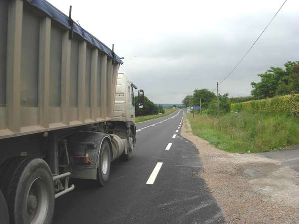 fichier 20090618_1305_001diagonale_bs_d955_route_apres_mamers_camion-0.jpg