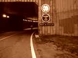 fichier 20090719_0620_001d1091_route_tunnel_du_grand_clot_panneau-0.jpg