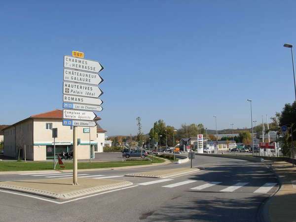 fichier 20091027_1252_004d67_route_saint_donat_herbasse_110km_elev_534m_panneau-0.jpg