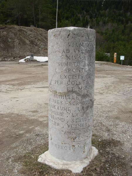 fichier 20100319_1055_001d993_route_col_de_cabre_stele-0.jpg