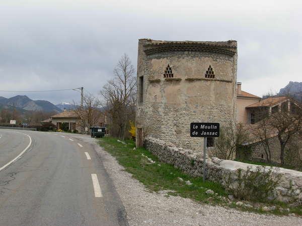 fichier 20100319_1249_001d93_route_moulin_de_jansac_145km_elev_1665m-0.jpg