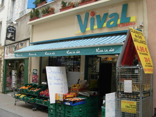 fichier 20100319_1300_d93_route_die_155km_elev_1665m_epicerie_vival-0.jpg