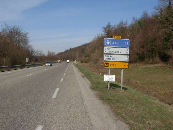 fichier 20100319_1512_d538_route_panneau-0.jpg