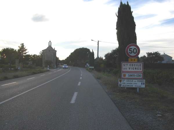 fichier 20100911_1848_001d8_route_sainte_cecile_les_vignes_panneau-0.jpg