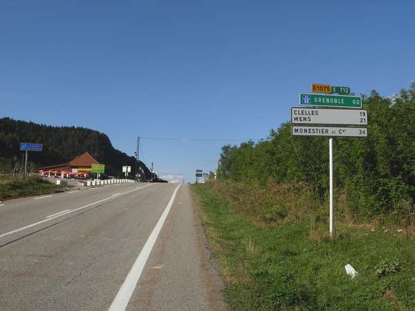 fichier 20100912_1730_001d1075_route_panneau-0.jpg