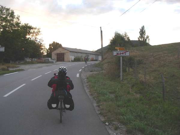 fichier 20100912_1936_d526_route_mens_panneau_fin_jean-francois_vilarem-0.jpg