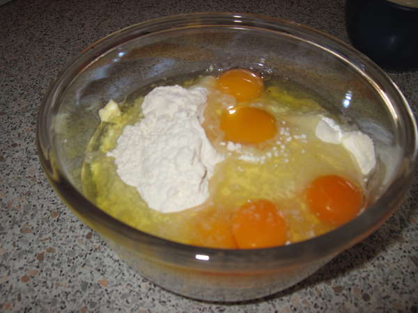 fichier 20101218_0916_001recette_brioche_inserer_5_oeufs_entiers-0.jpg